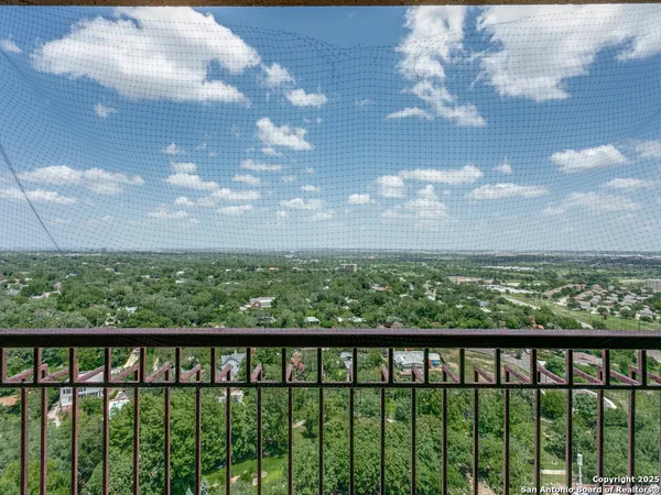 $25,000 | 1 Towers Park Lane, Unit 1803, San Antonio, TX 78209