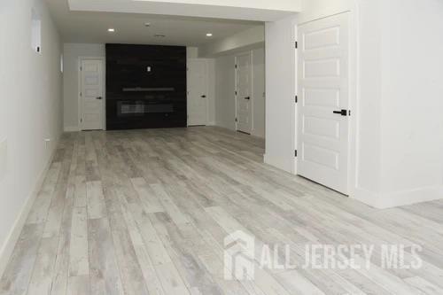 28 Plymouth Place Edison, NJ 08837 - Photo 23 of 33 a view of room with a bed and a dresser