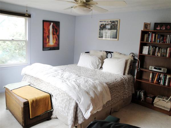 36 Byron Road Natick, MA 01760 - Photo 7 of 20 a bedroom with a bed and a book shelf