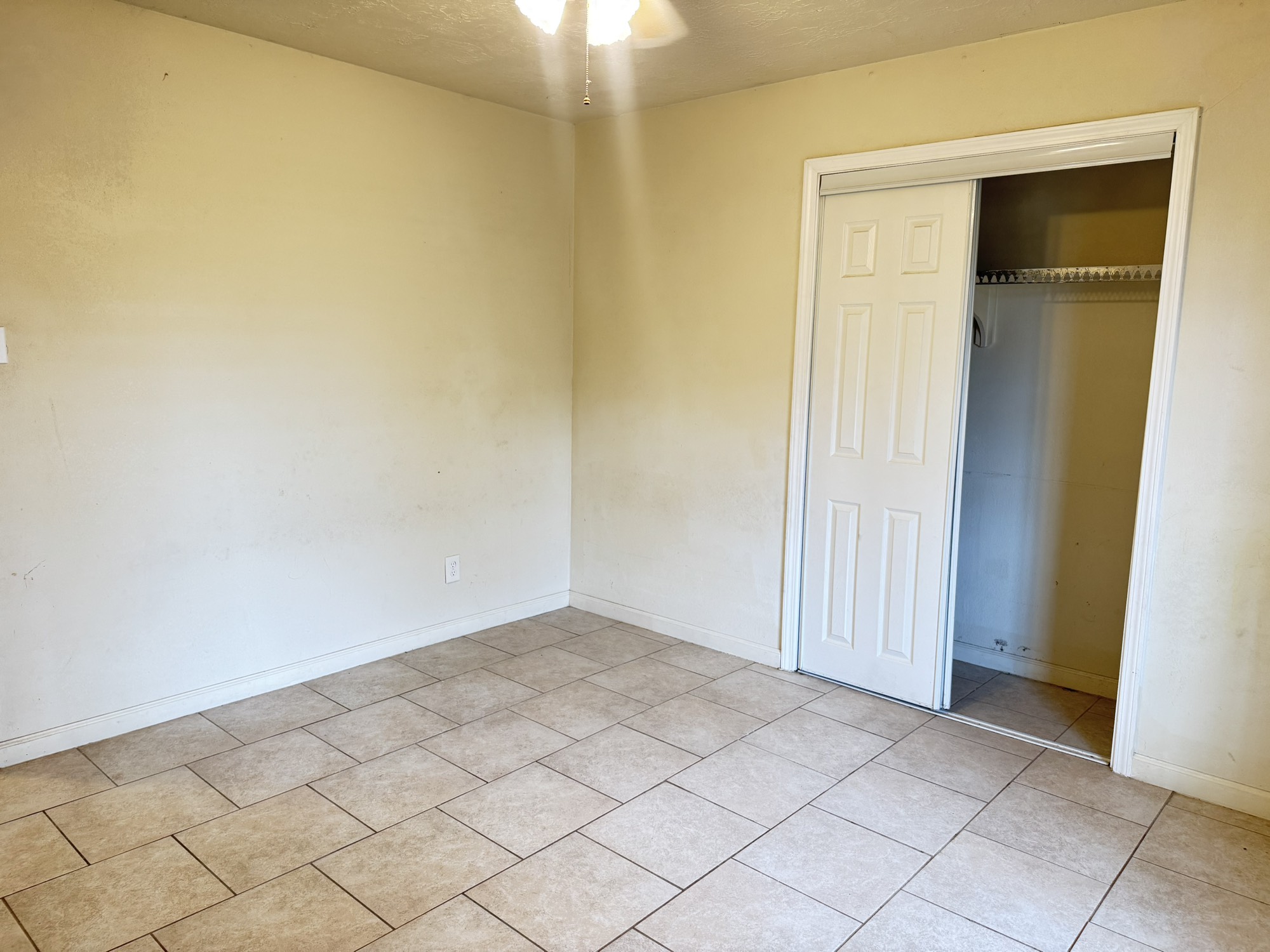 6214 Nowlin Drive Baytown, TX 77521 - Photo 8 of 12