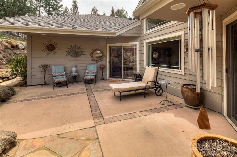 2277 Northwest Putnam Road Bend, OR 97703 - Photo 23 of 25 Additional Photo