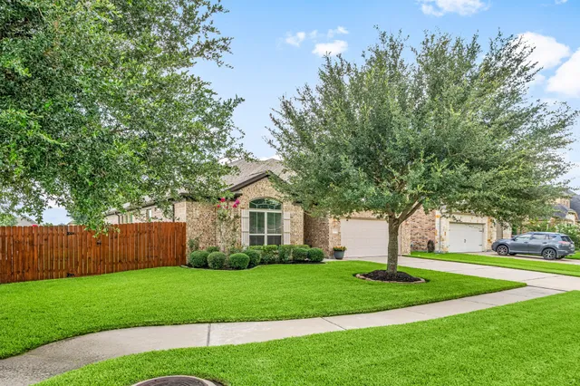 $359,000 | 2806 Intrepid Trail, Rosenberg, TX 77471