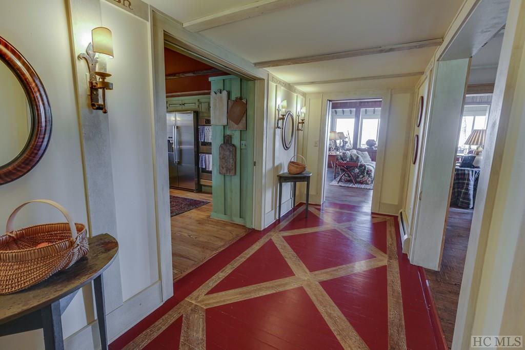 490 Satulah Road Highlands, NC 28741 - Photo 21 of 64 Gallery Image 21