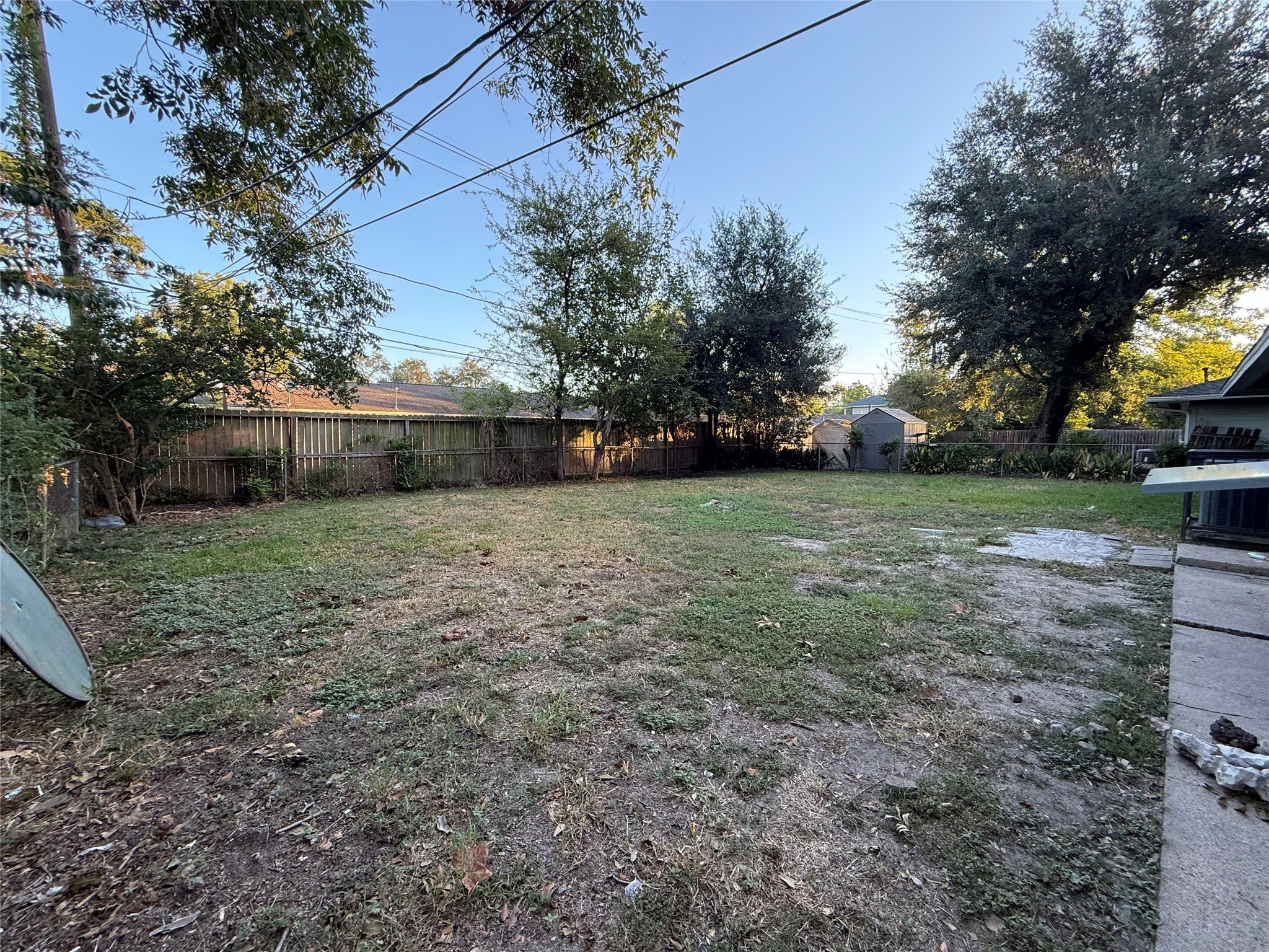 9526 Hammerly Boulevard Houston, TX 77080 - Photo 2 of 16 a view of a backyard