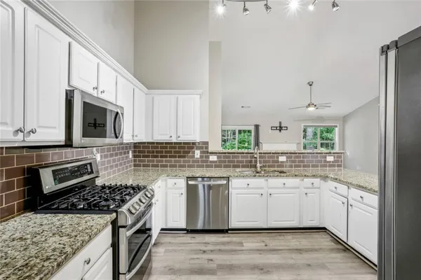 $3,100 | 4395 Red Rock Point, Suwanee, GA 30024