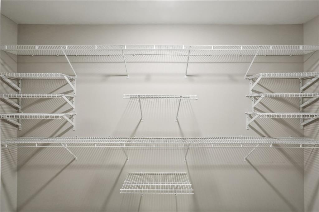 4395 Red Rock Point Suwanee, GA 30024 - Photo 18 of 38