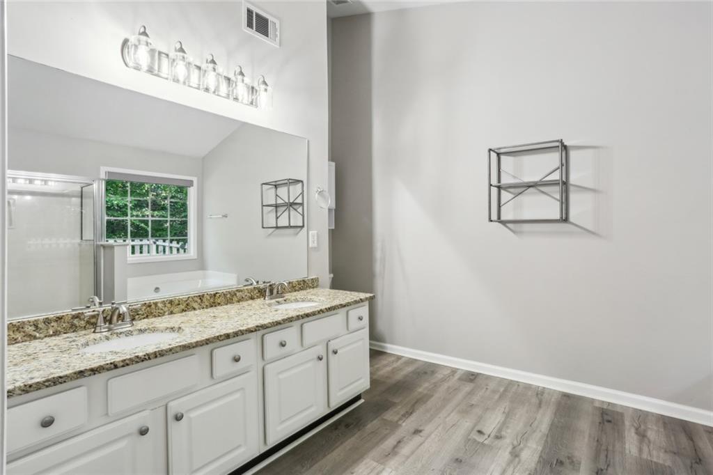 4395 Red Rock Point Suwanee, GA 30024 - Photo 19 of 38