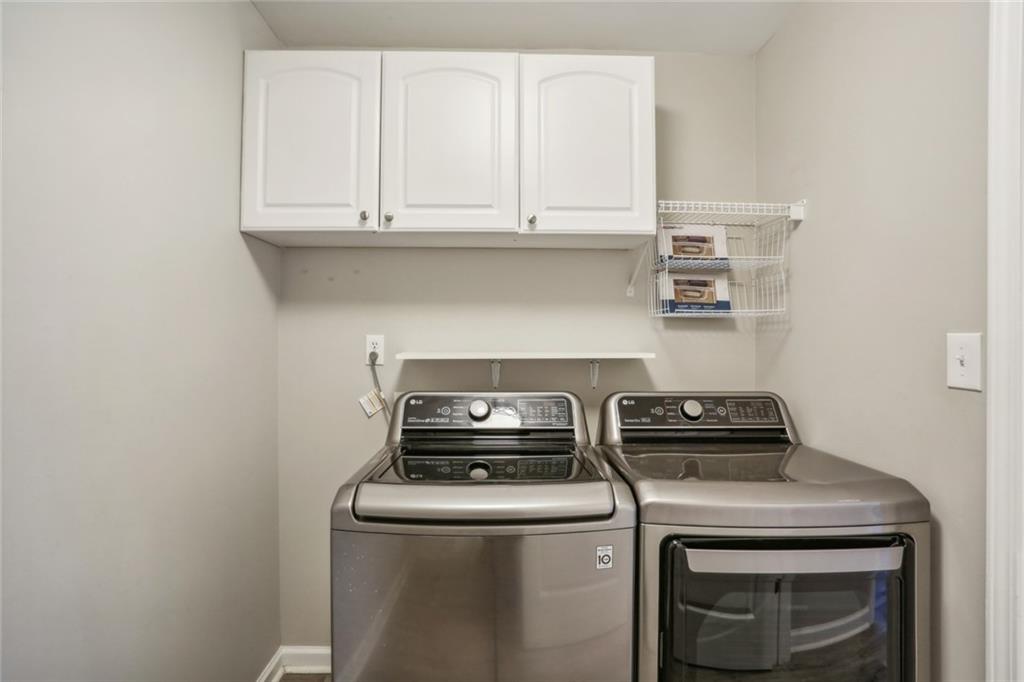 4395 Red Rock Point Suwanee, GA 30024 - Photo 27 of 38