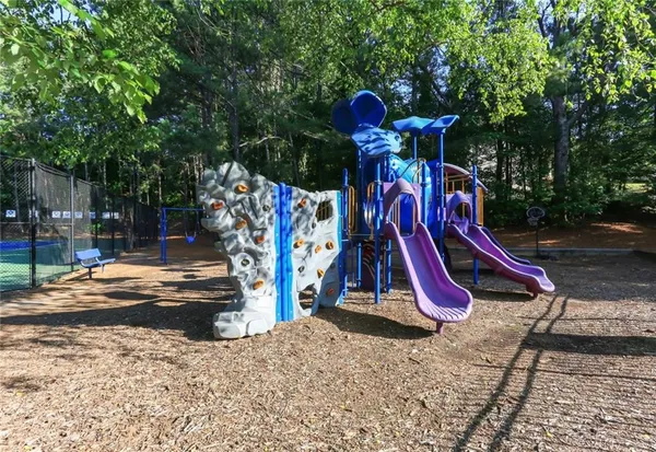 $3,100 | 4395 Red Rock Point, Suwanee, GA 30024