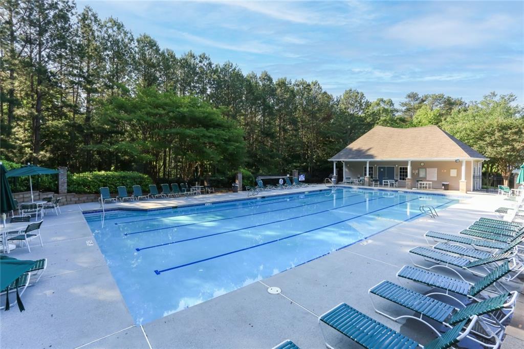 4395 Red Rock Point Suwanee, GA 30024 - Photo 34 of 38