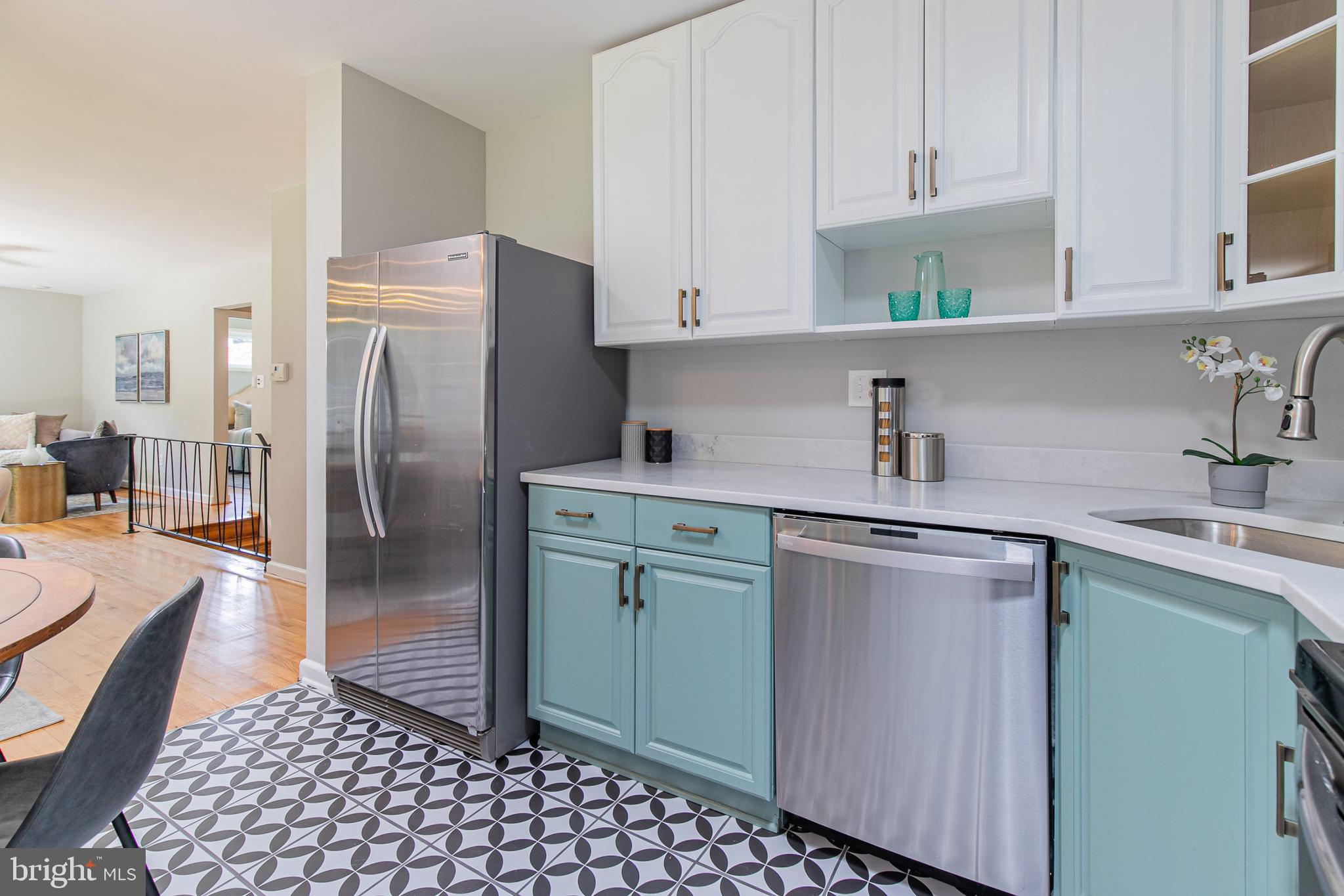 9808 Cherry Tree Lane Silver Spring, MD 20901 - Photo 12 of 39 Gallery Image 12