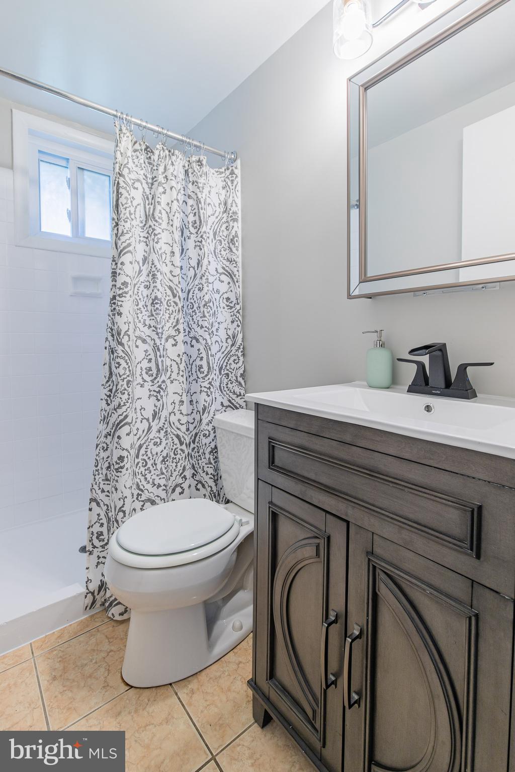 9808 Cherry Tree Lane Silver Spring, MD 20901 - Photo 37 of 39 Gallery Image 37