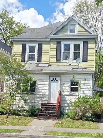 $89,900 | 514 West Ostrander Avenue, Syracuse, NY 13205