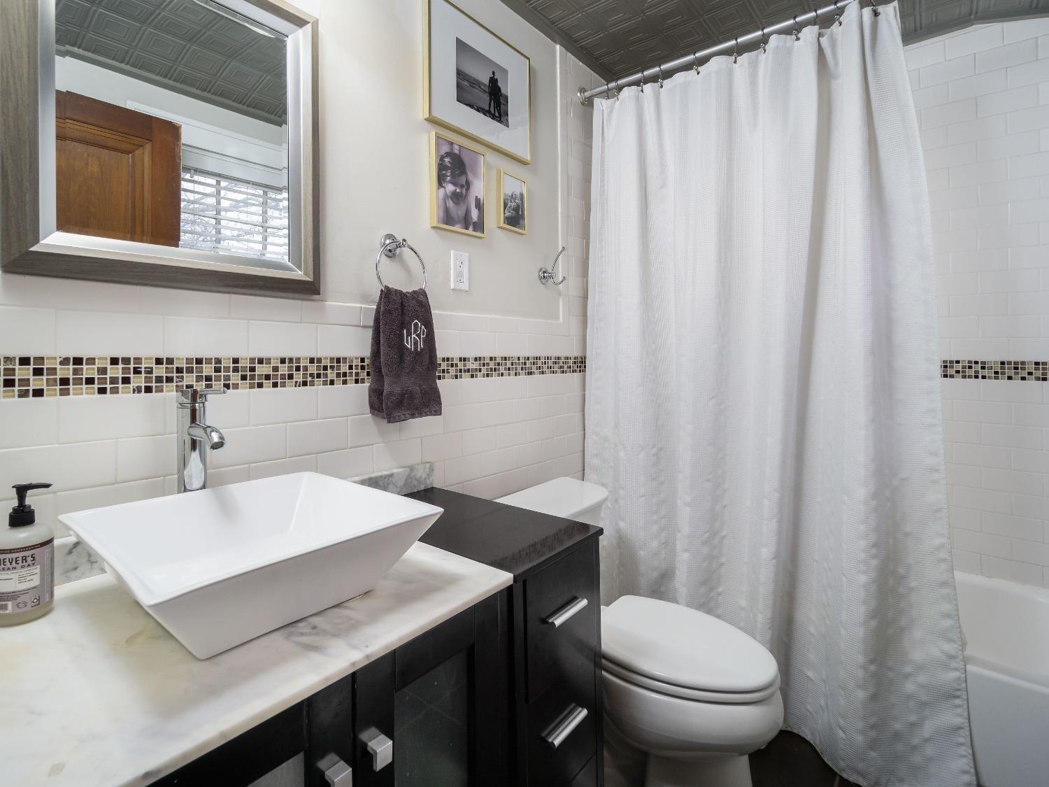 3725 Homewood Road Mariemont, OH 45227 - Photo 20 of 30 Gallery Image 20
