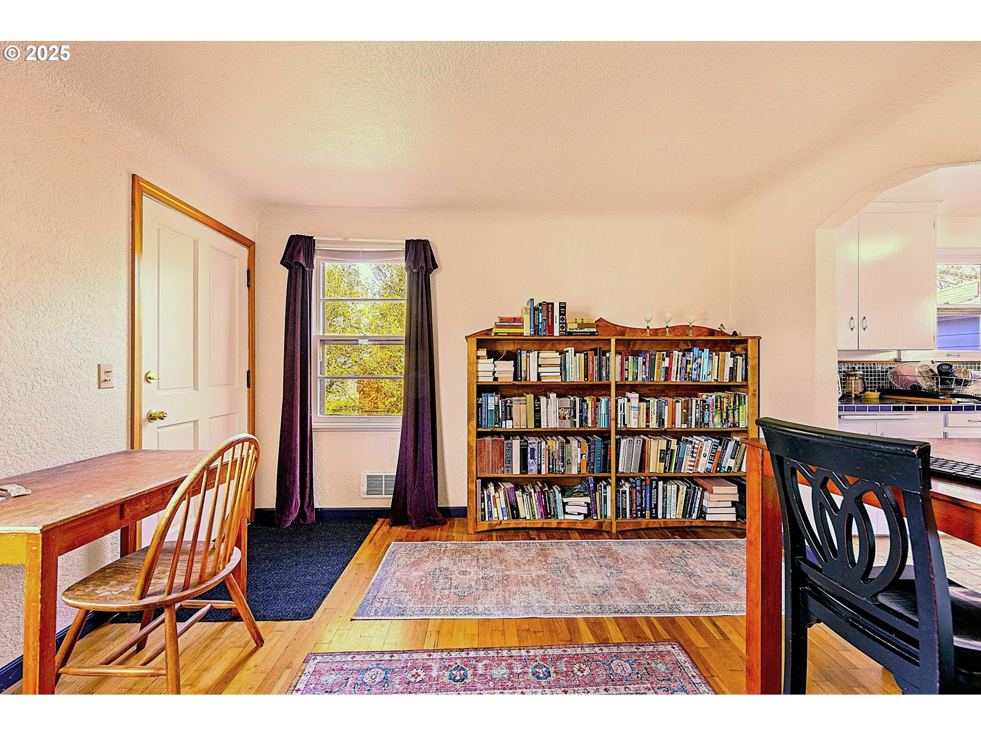 1890 West 18th Avenue Eugene, OR 97405 - Photo 3 of 36