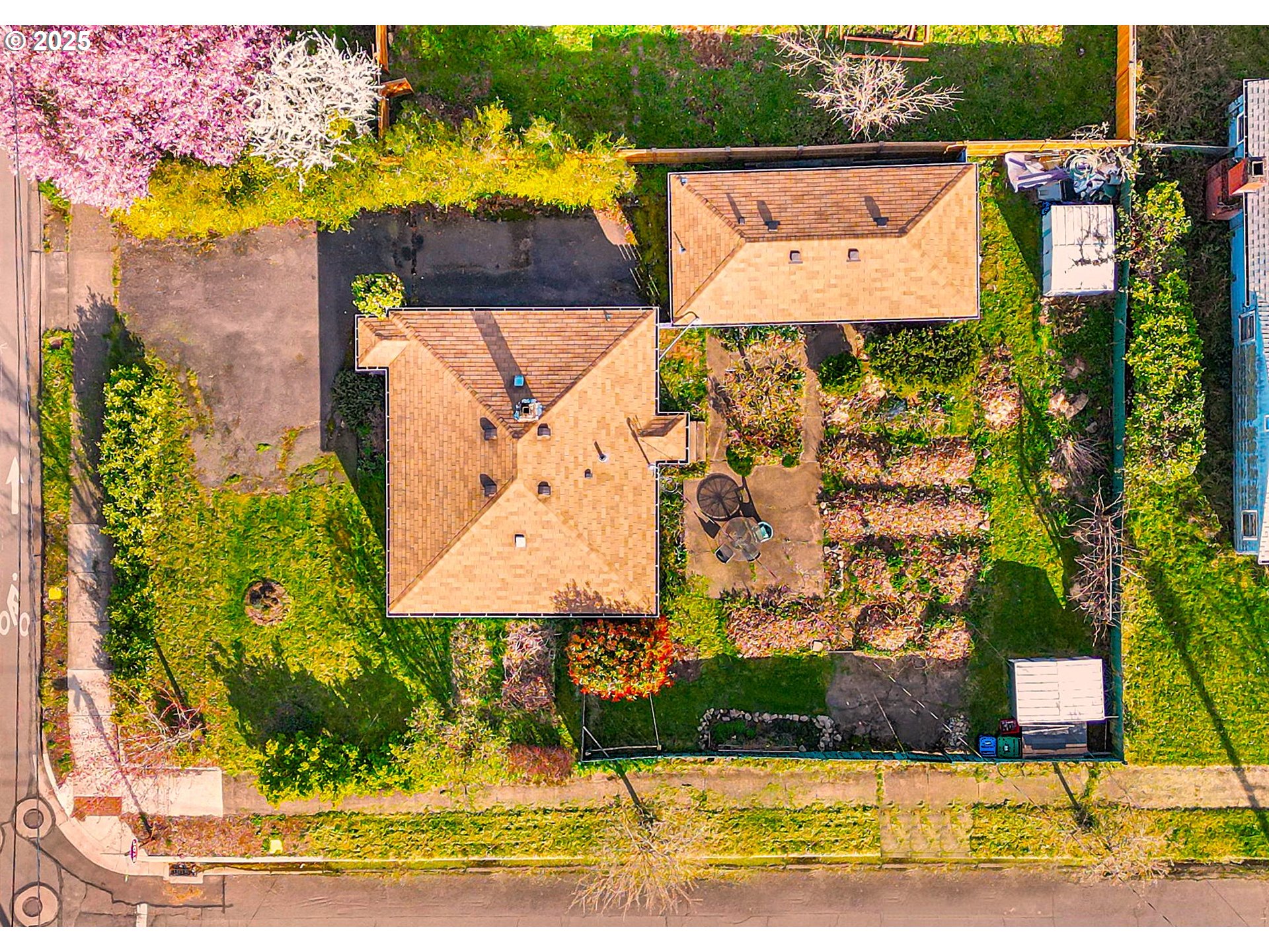 1890 West 18th Avenue Eugene, OR 97405 - Photo 33 of 36