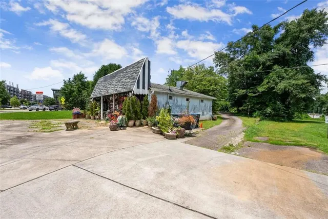 $1,490,000 | 4973 West Broad Street Northeast, Sugar Hill, GA 30518