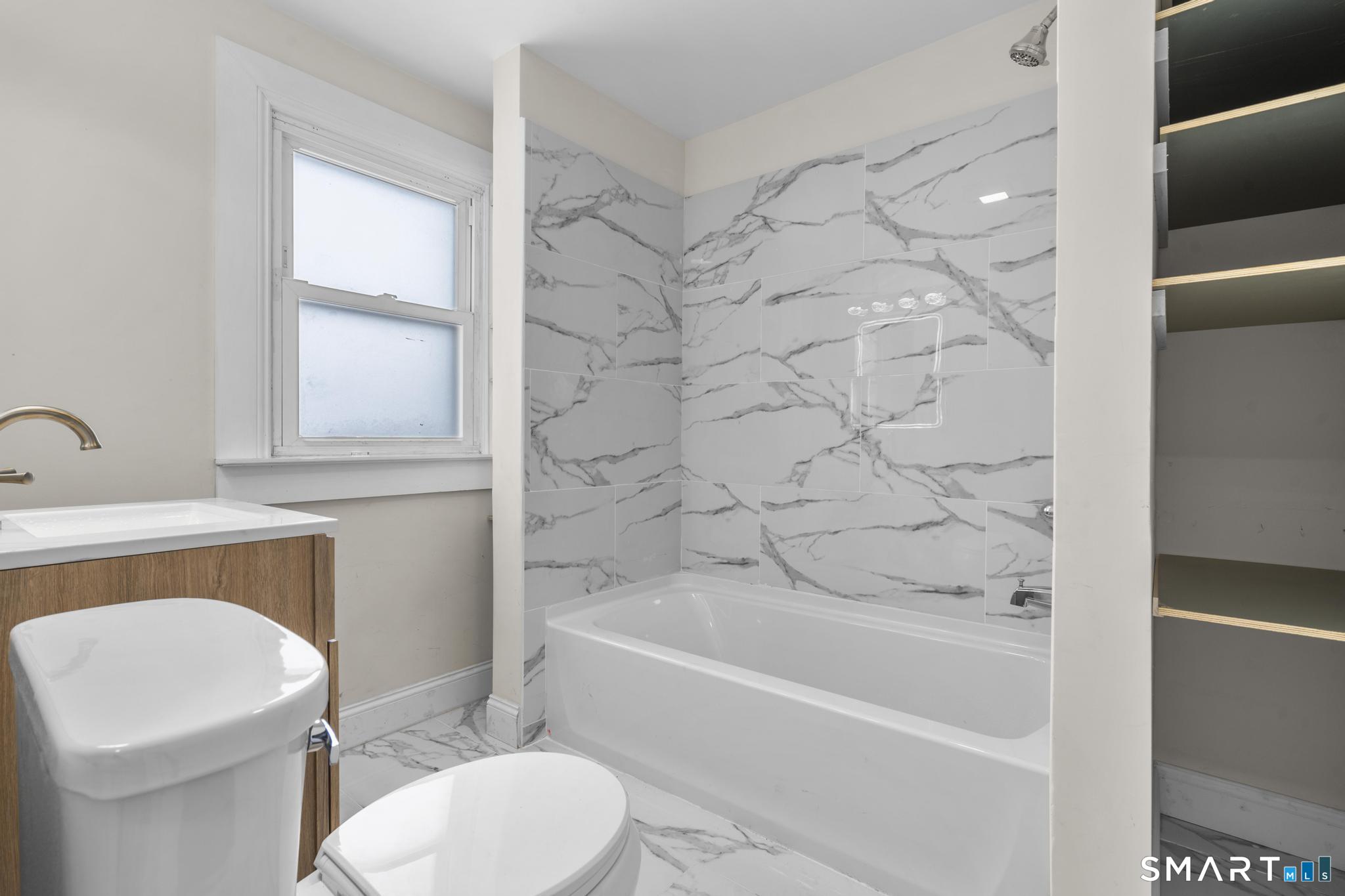 41 Riverview Avenue Groton, CT 06340 - Photo 15 of 31