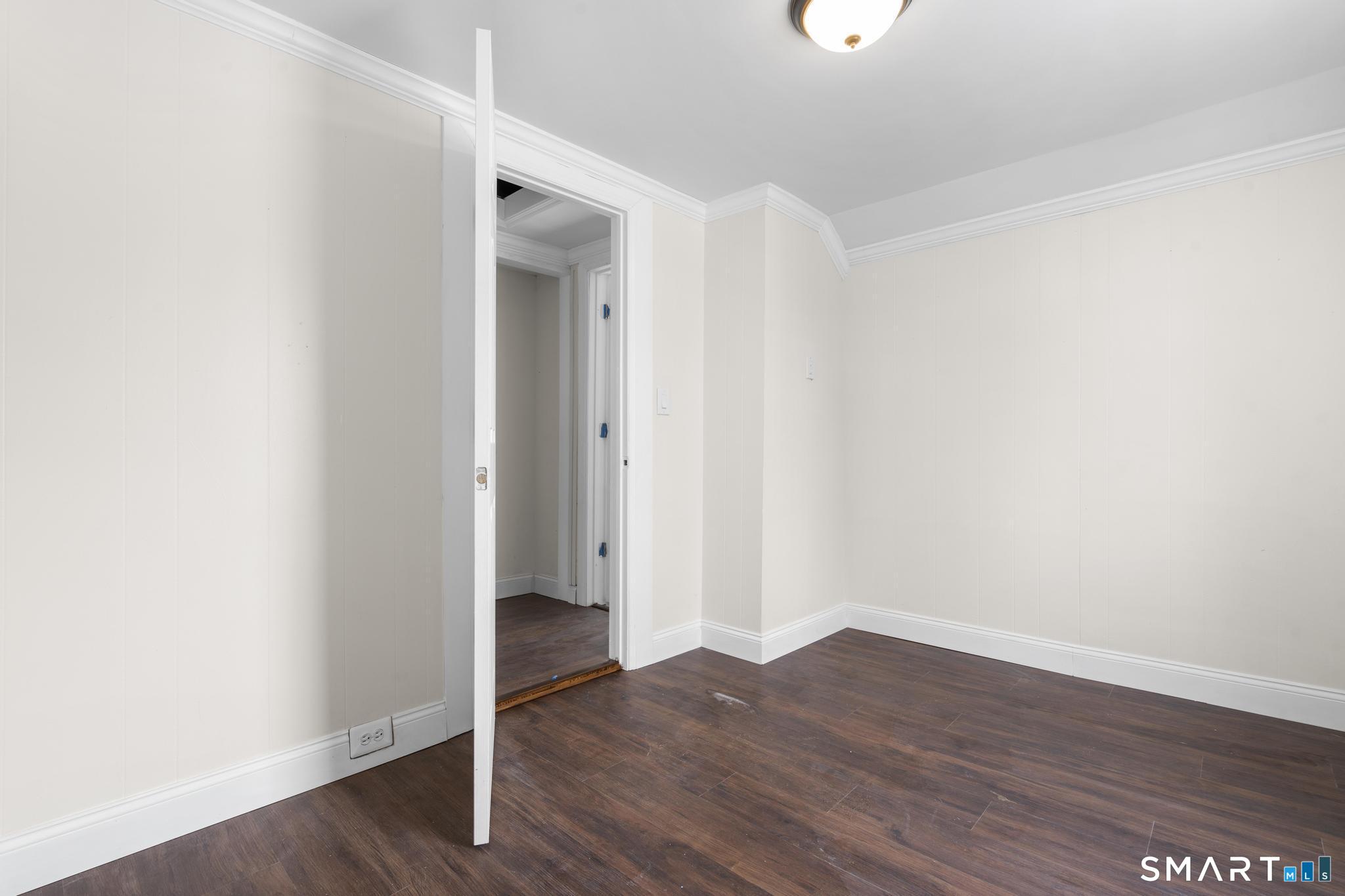 41 Riverview Avenue Groton, CT 06340 - Photo 19 of 31