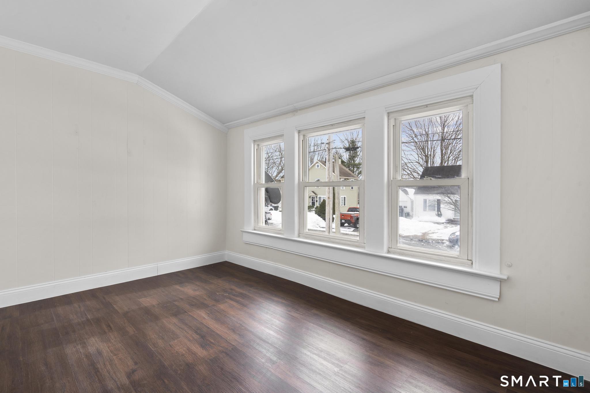 41 Riverview Avenue Groton, CT 06340 - Photo 20 of 31