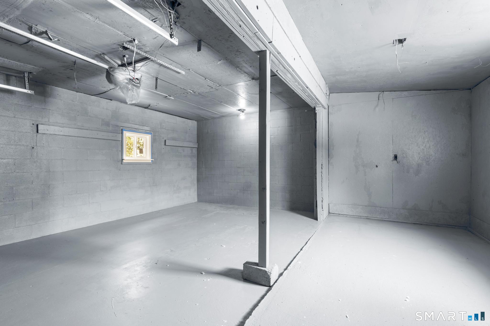 41 Riverview Avenue Groton, CT 06340 - Photo 28 of 31