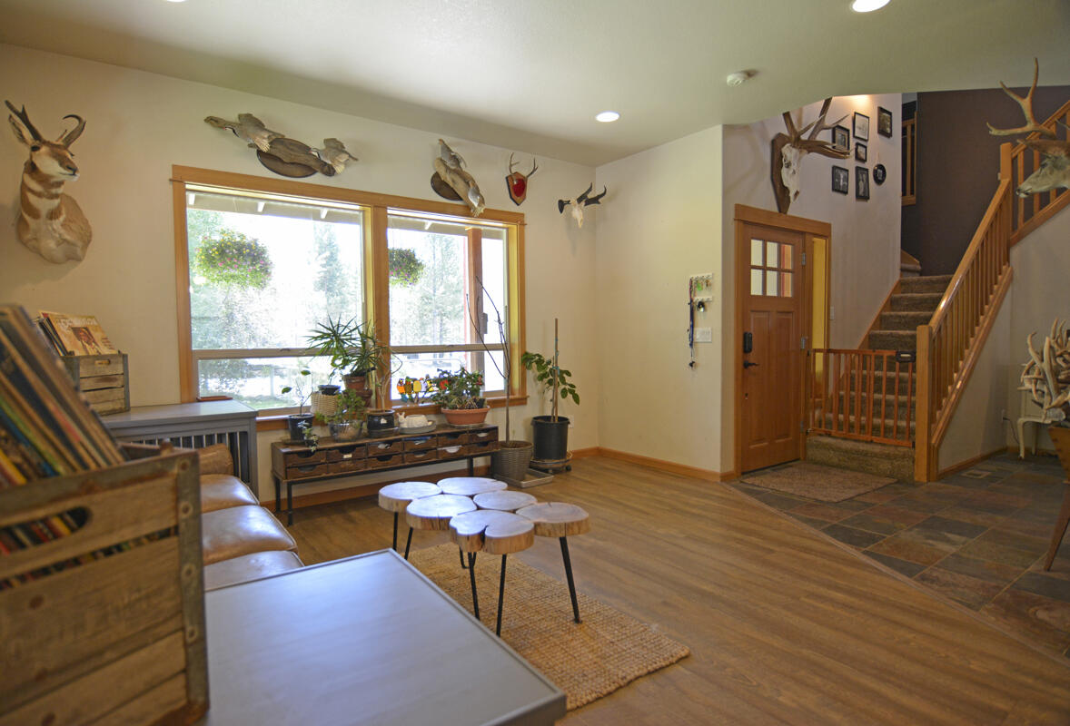 16856 Downey Road Bend, OR 97707 - Photo 14 of 36 13