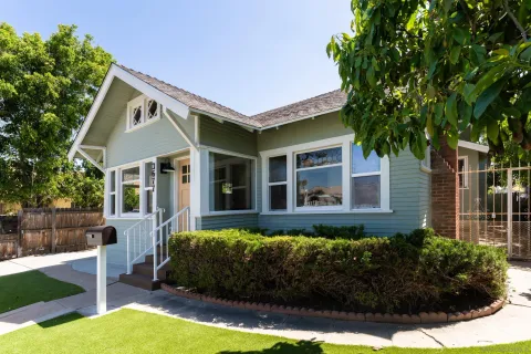 $1,075,000 | 3677 Highland Avenue, San Diego, CA 92105