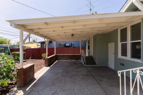 $1,075,000 | 3677 Highland Avenue, San Diego, CA 92105