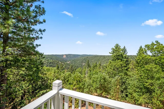 $950,000 | 6060 Keeble Lane, Camino, CA 95709