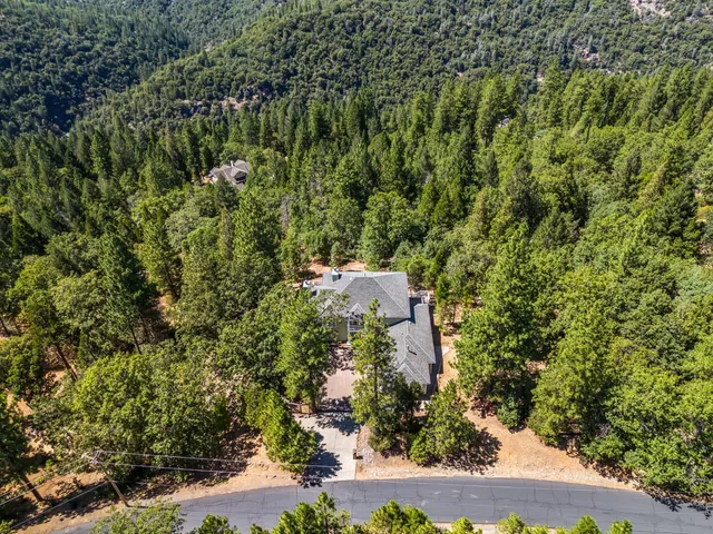 $950,000 | 6060 Keeble Lane, Camino, CA 95709