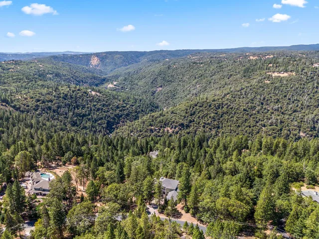 $950,000 | 6060 Keeble Lane, Camino, CA 95709