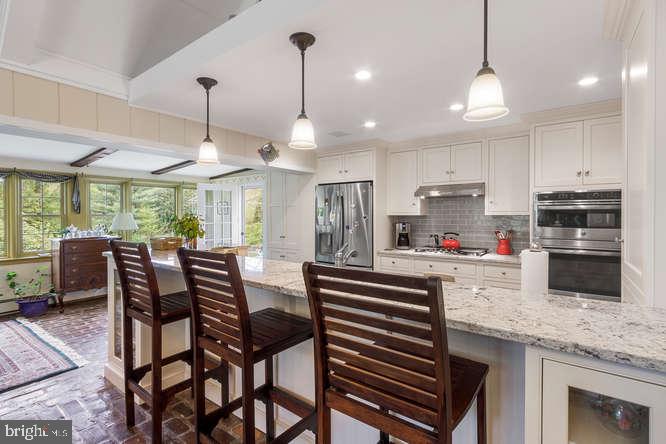 653 Weadley Road Radnor, PA 19087 - Photo 7 of 24