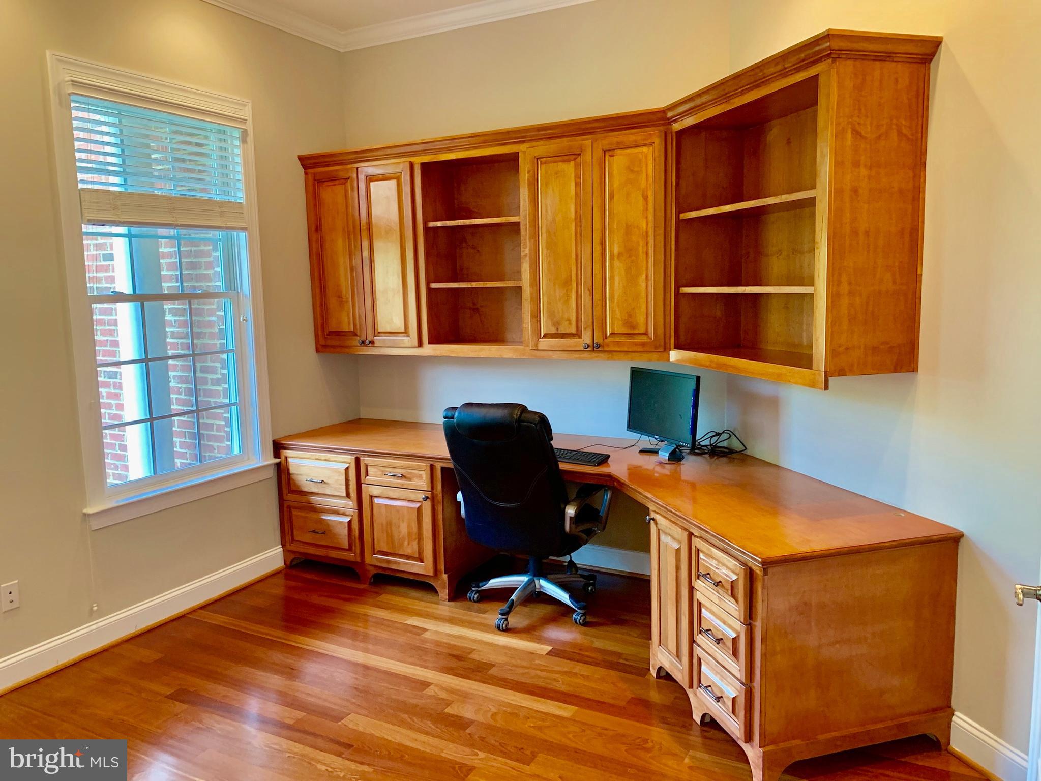 12775 Yates Ford Road Clifton, VA 20124 - Photo 30 of 72 Built in desk in Office