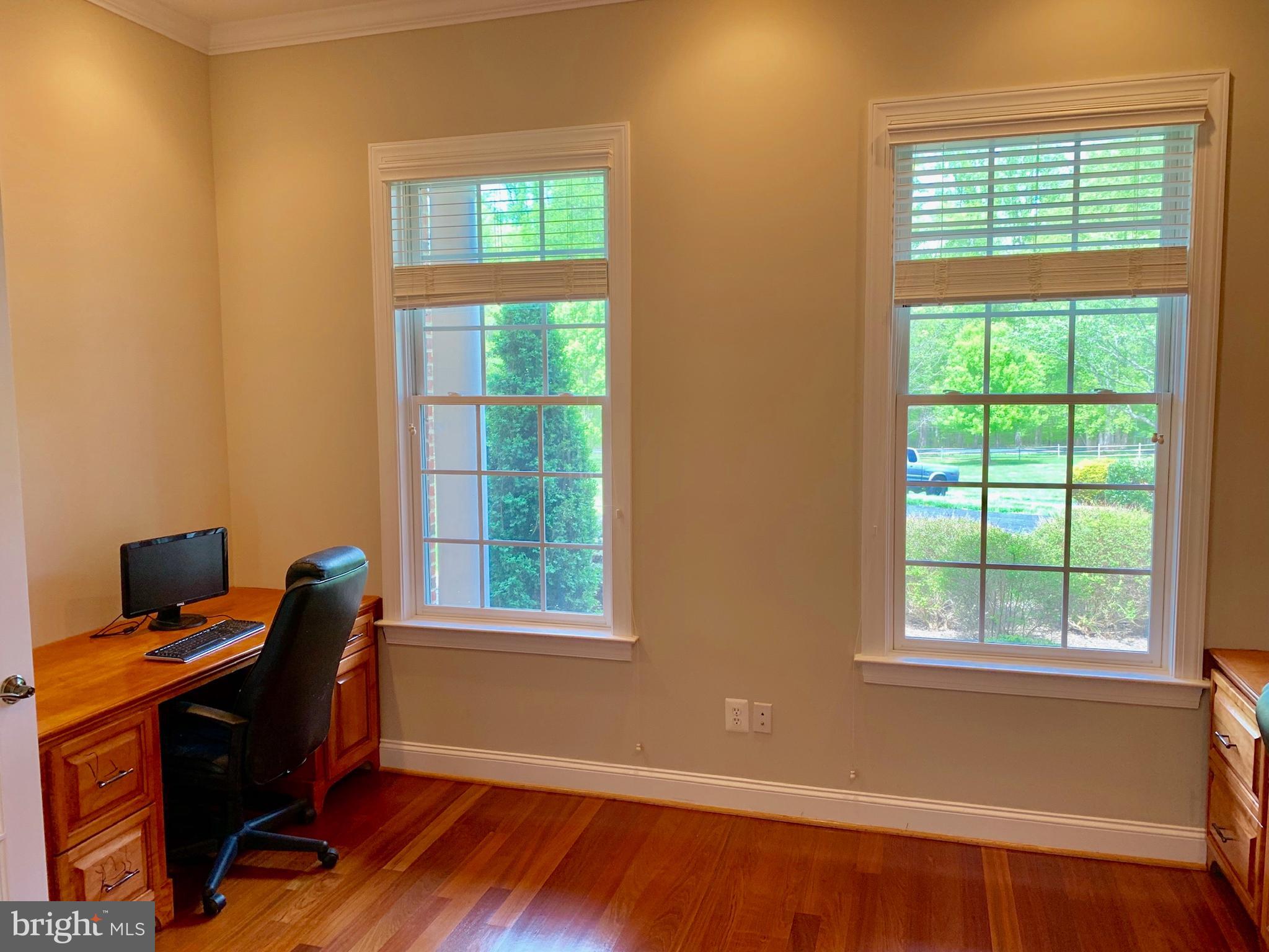 12775 Yates Ford Road Clifton, VA 20124 - Photo 31 of 72 Second desk in Office