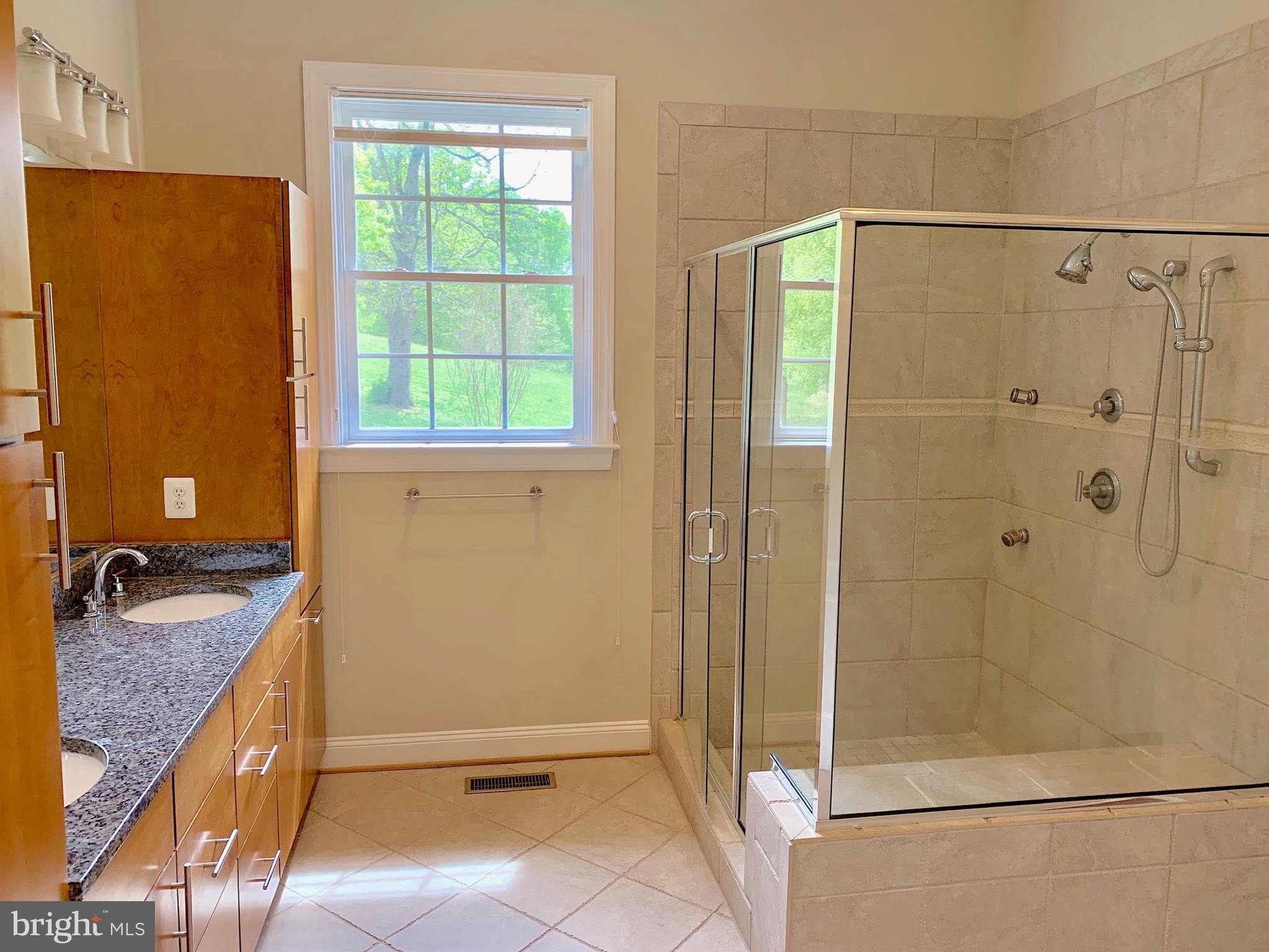 12775 Yates Ford Road Clifton, VA 20124 - Photo 41 of 72 In-Law/Guest House Bedroom