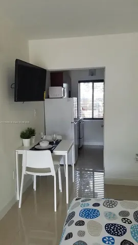 $1,150 | 371 Northeast 80th Terrace, Unit B, Miami, FL 33138