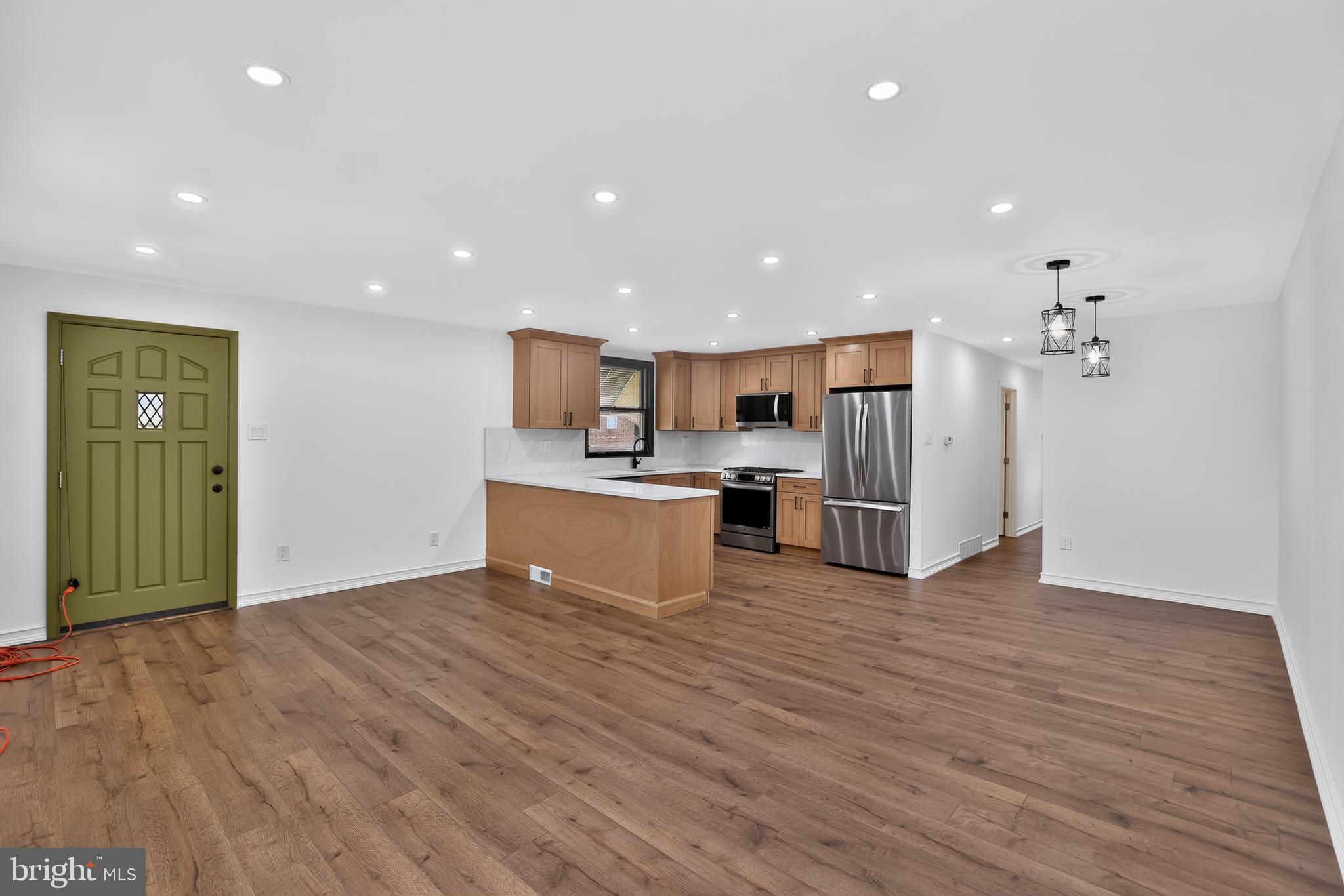 601 Colebrook Road Philadelphia, PA 19115 - Photo 8 of 15