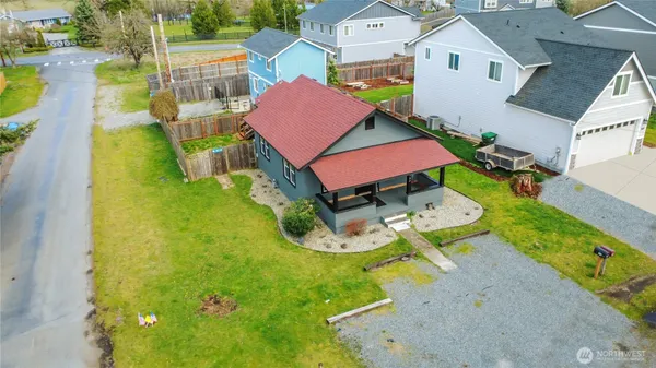 $760,000 | 302 Van Trump Avenue Northeast, Yelm, WA 98597