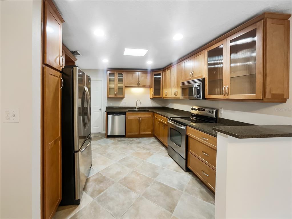 224 Alpine Street Altamonte Springs, FL 32701 - Photo 6 of 19 Gallery Image 6