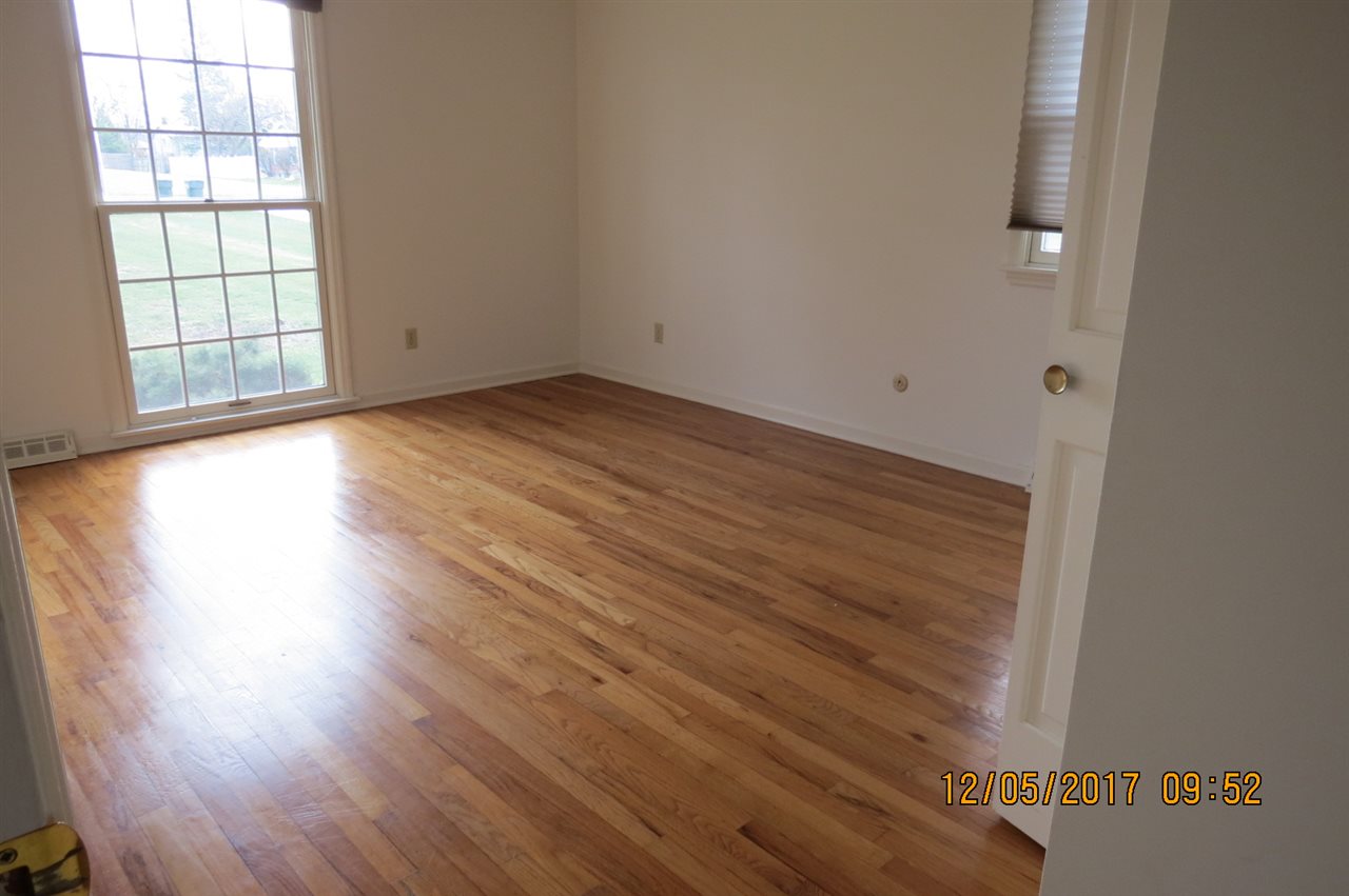 5525 Miami Road South Bend, IN 46614 - Photo 15 of 19