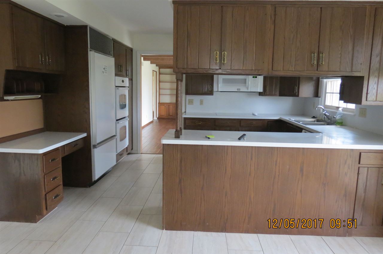 5525 Miami Road South Bend, IN 46614 - Photo 8 of 19