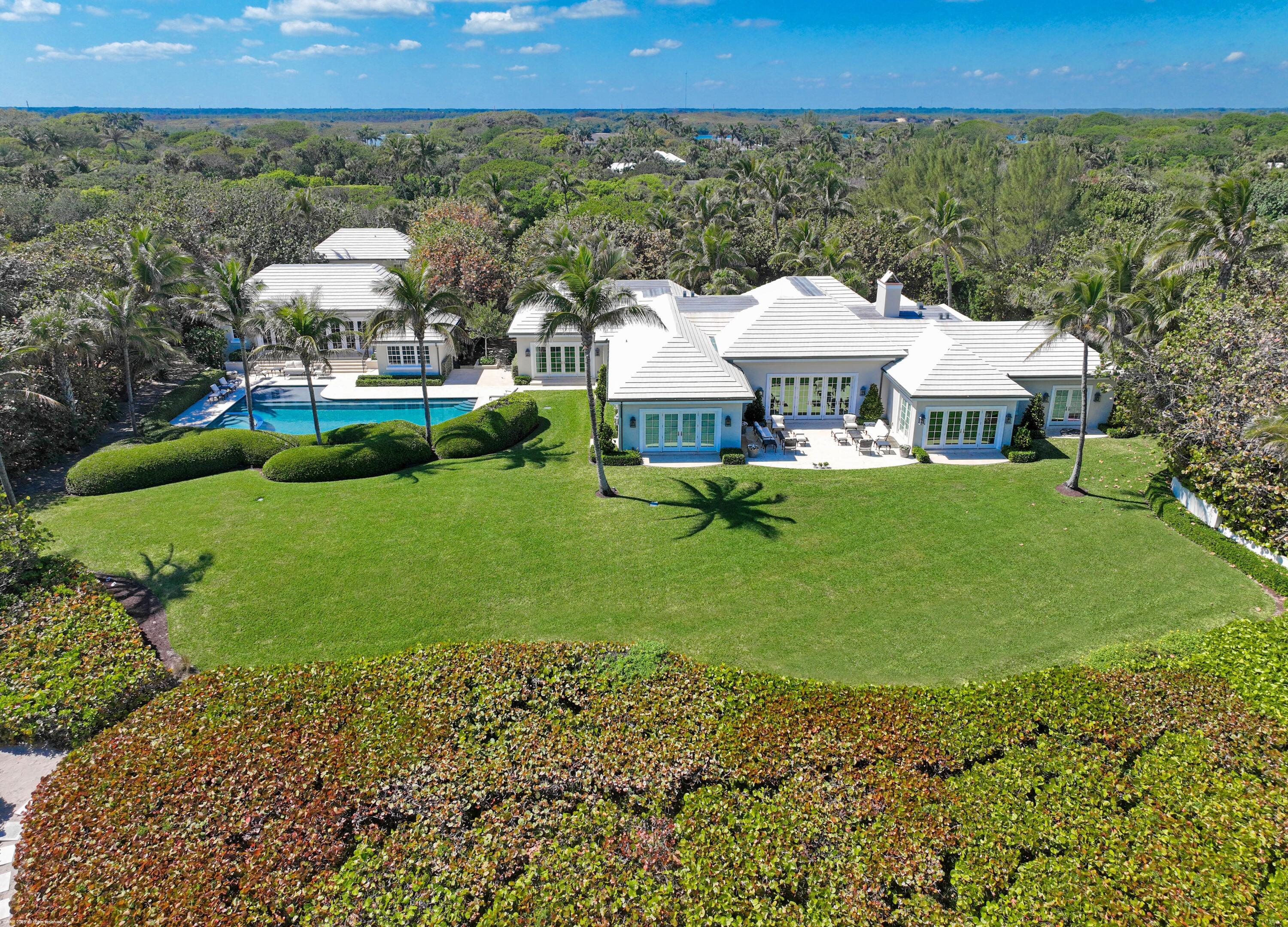 245 South Beach Road Hobe Sound, FL 33455 - Photo 3 of 36 245 South Beach Rd 097