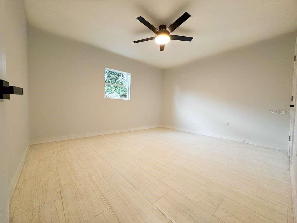 1505 38th Street Orlando, FL 32839 - Photo 17 of 19