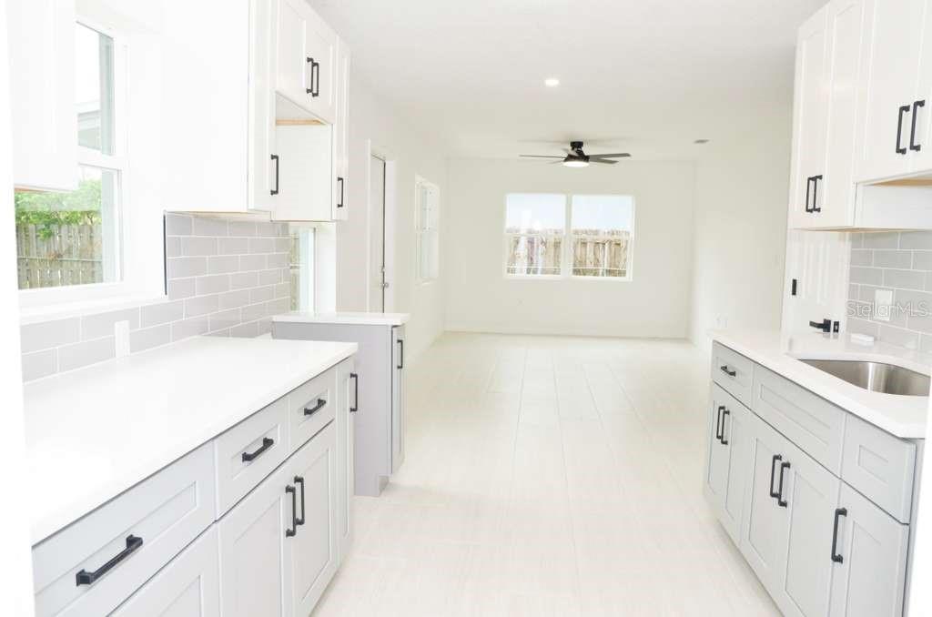 1505 38th Street Orlando, FL 32839 - Photo 8 of 19