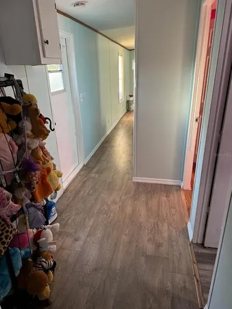 a view of empty room with window