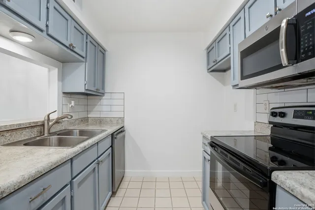 $115,000 | 2935 Nacogdoches Road, Unit 211, San Antonio, TX 78217