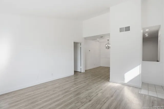 $115,000 | 2935 Nacogdoches Road, Unit 211, San Antonio, TX 78217