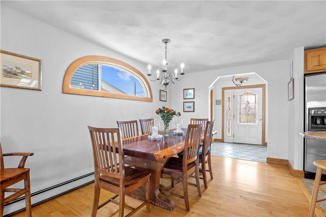 309 Riverside Street Portsmouth, RI 02871 - Photo 10 of 48 Dining Area