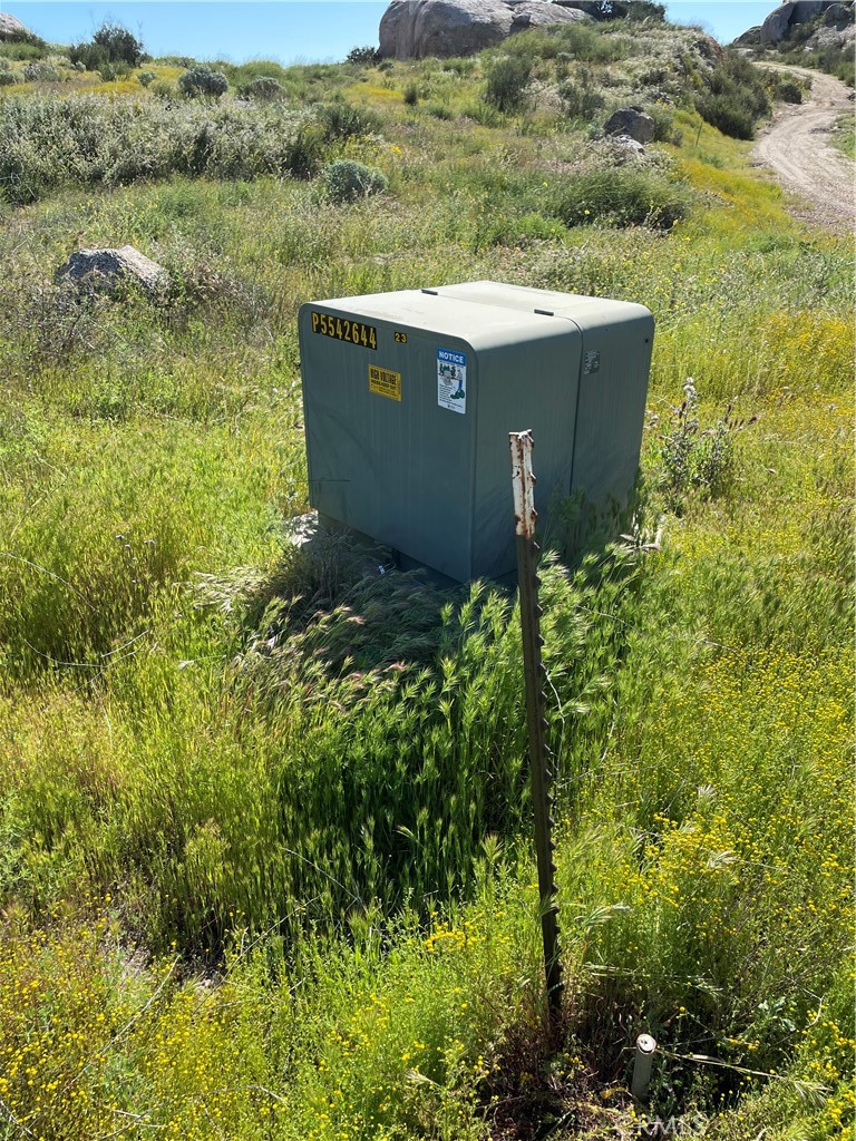 23698 Tapatia Road Homeland, CA 92548 - Photo 9 of 11 a view of outdoor space and yard