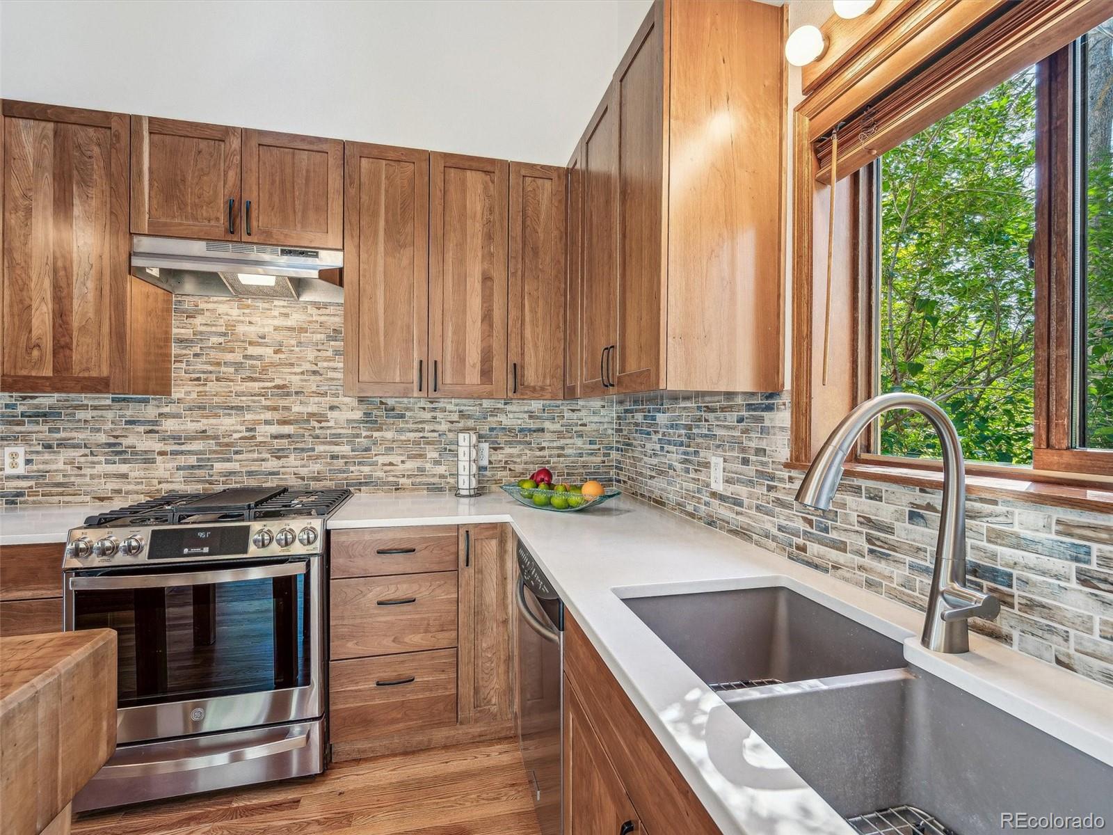 29991 Dorothy Road Evergreen, CO 80439 - Photo 13 of 35 Gallery Image 13